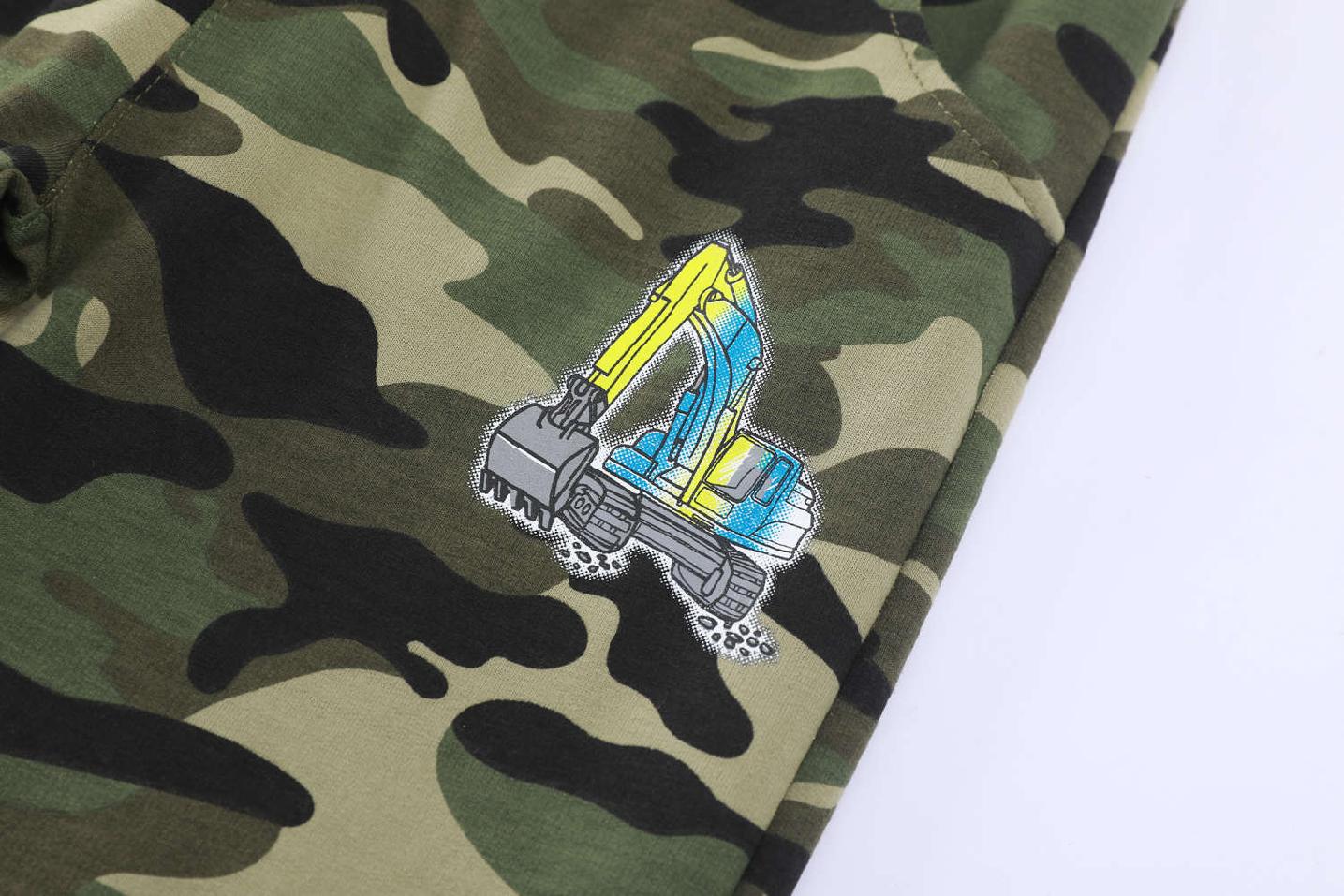 Chlapecké maskáčové tepláky Kugo ST8826 zelené